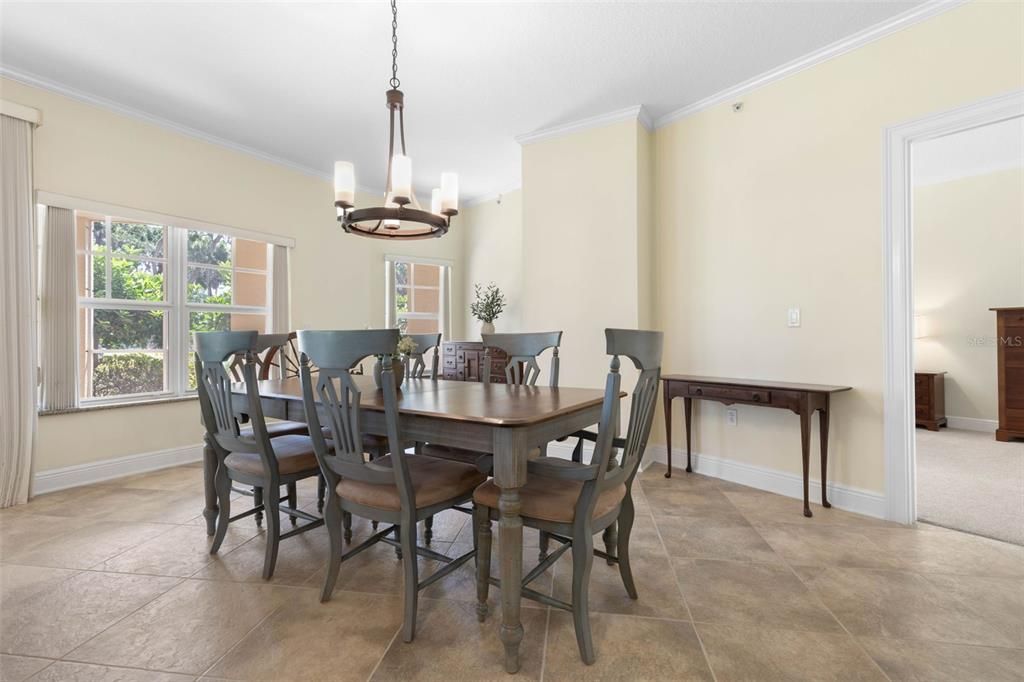 For Sale: $495,000 (3 beds, 2 baths, 2008 Square Feet)