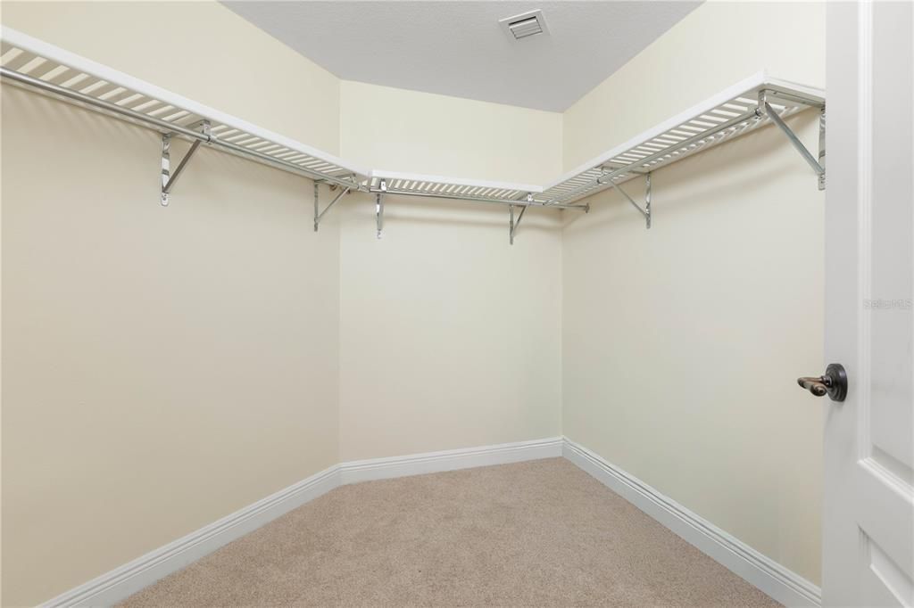 For Sale: $495,000 (3 beds, 2 baths, 2008 Square Feet)