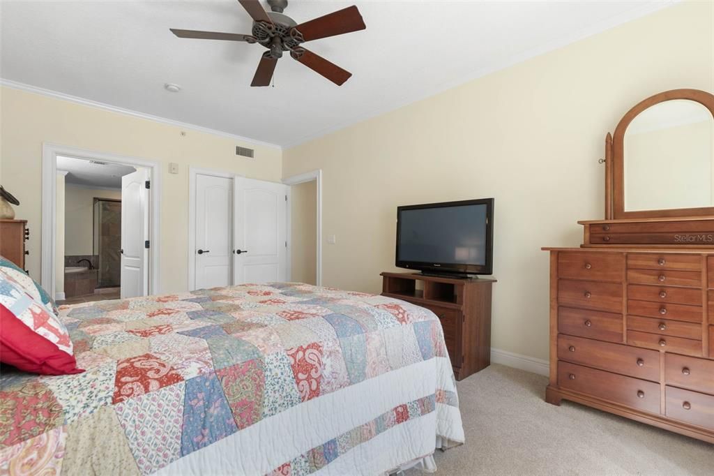 For Sale: $495,000 (3 beds, 2 baths, 2008 Square Feet)