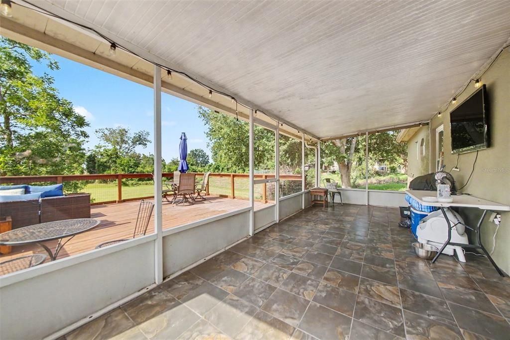 En Venta: $350,000 (4 camas, 2 baños, 1874 Pies cuadrados)