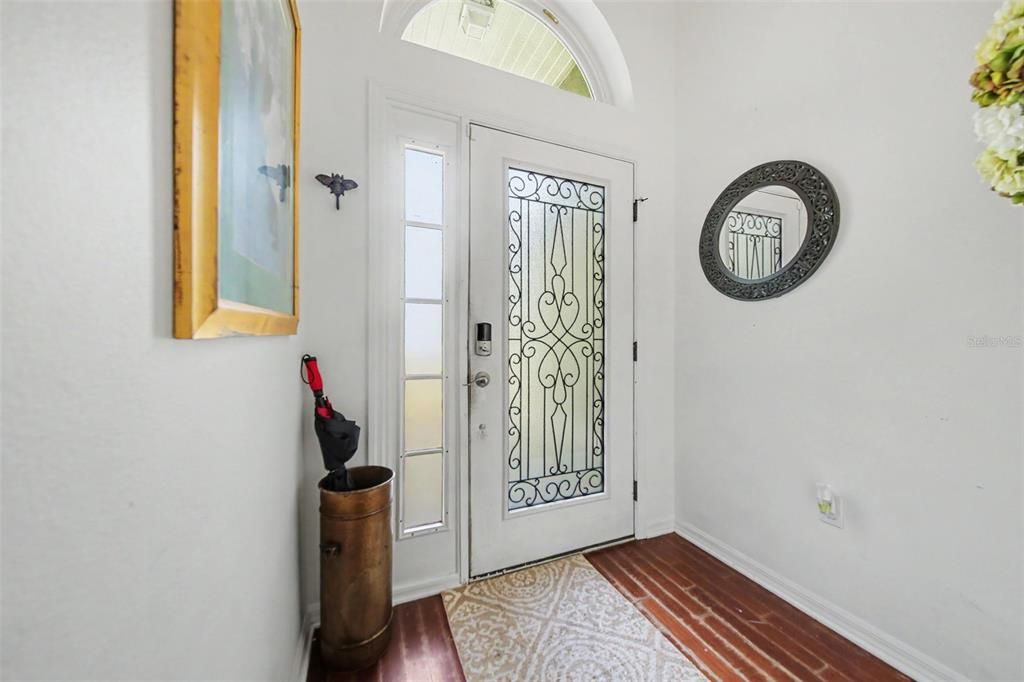 En Venta: $350,000 (4 camas, 2 baños, 1874 Pies cuadrados)