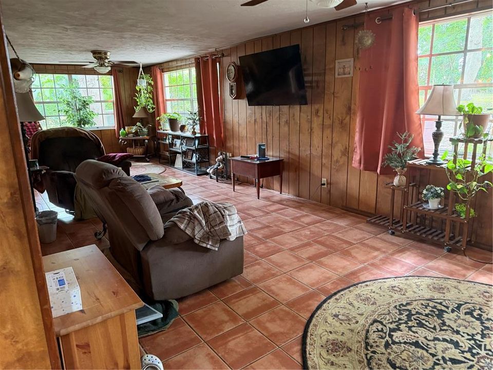 En Venta: $259,900 (2 camas, 2 baños, 1542 Pies cuadrados)