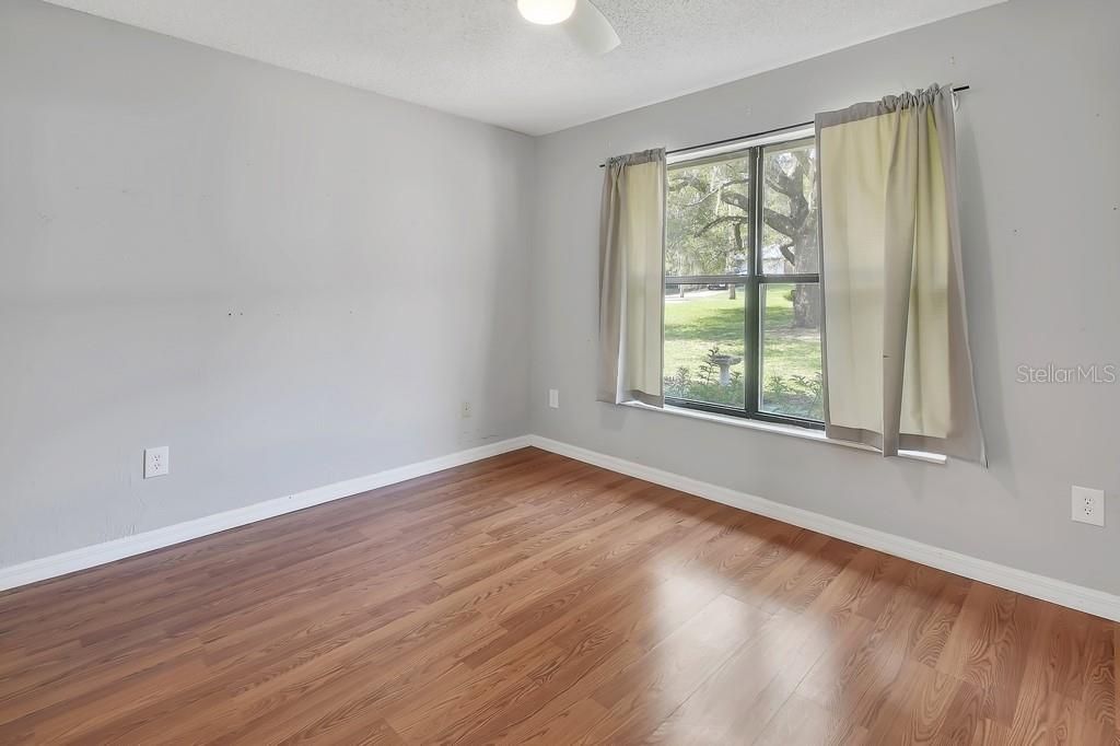 En Venta: $365,000 (3 camas, 2 baños, 1695 Pies cuadrados)