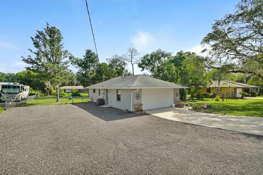 En Venta: $365,000 (3 camas, 2 baños, 1695 Pies cuadrados)