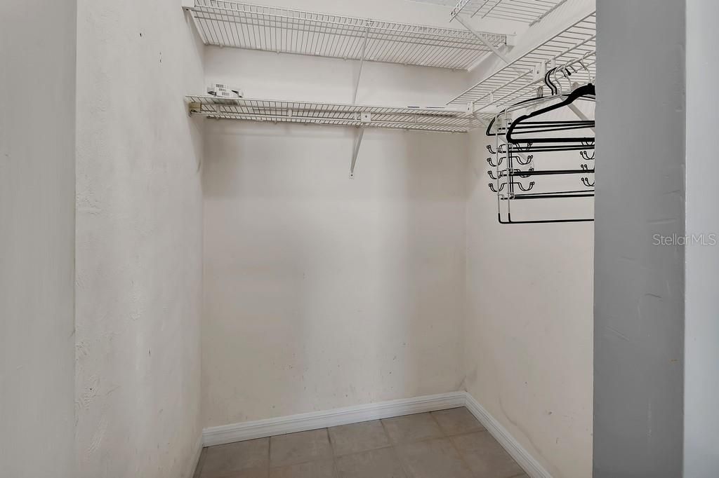 En Venta: $365,000 (3 camas, 2 baños, 1695 Pies cuadrados)