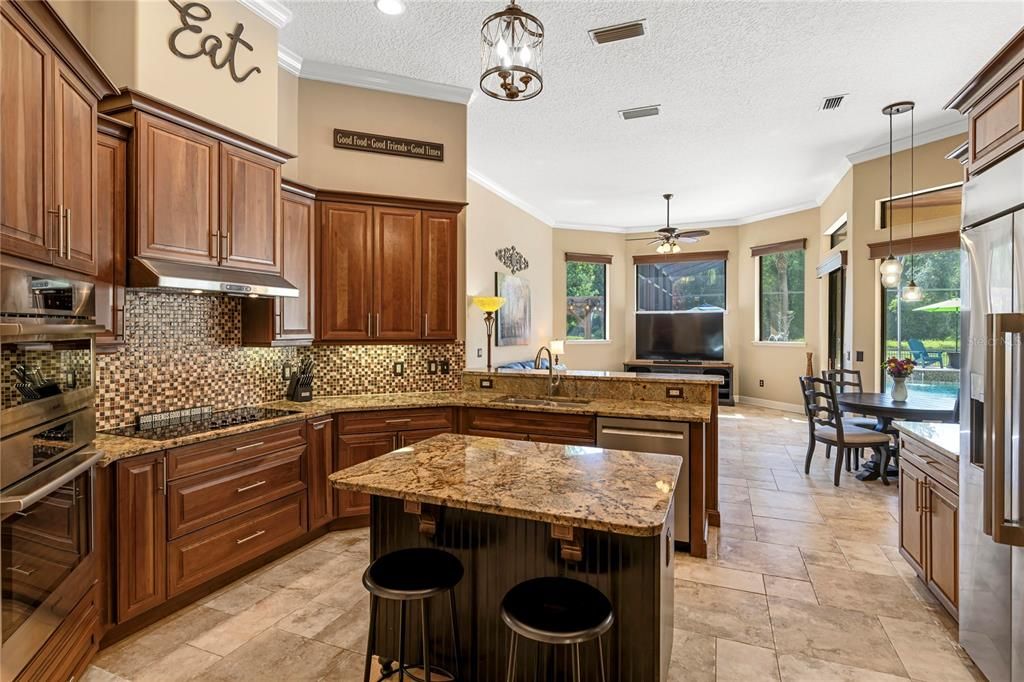 For Sale: $1,095,000 (4 beds, 4 baths, 3398 Square Feet)