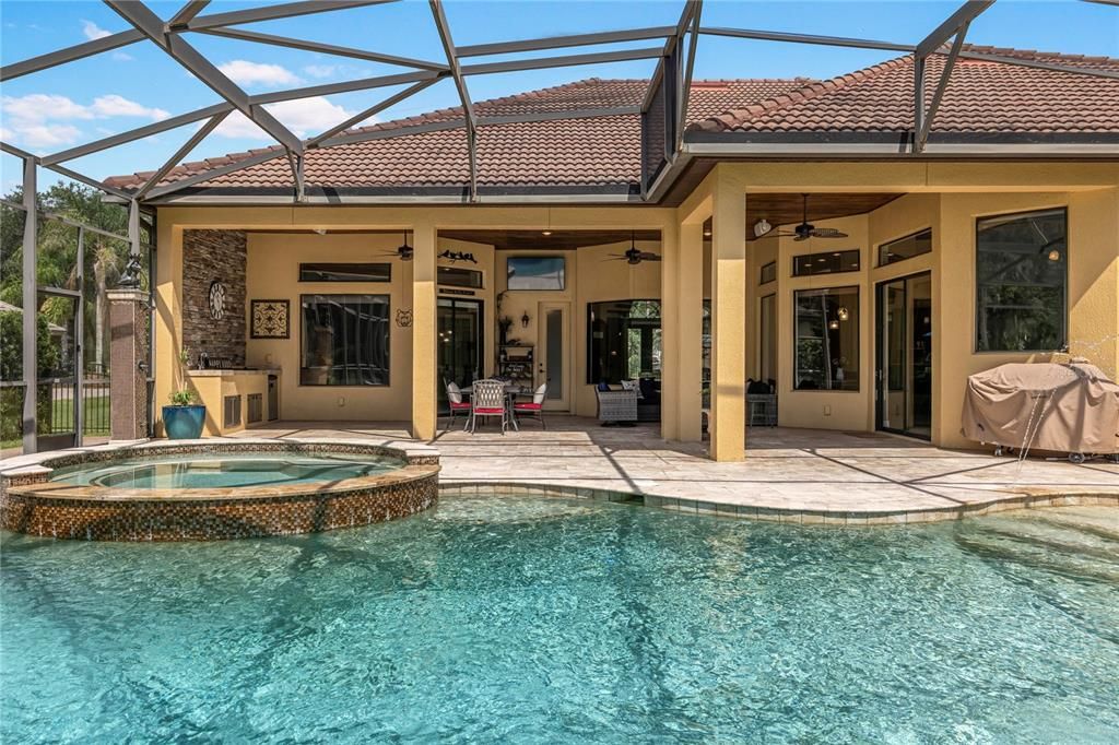 For Sale: $1,095,000 (4 beds, 4 baths, 3398 Square Feet)