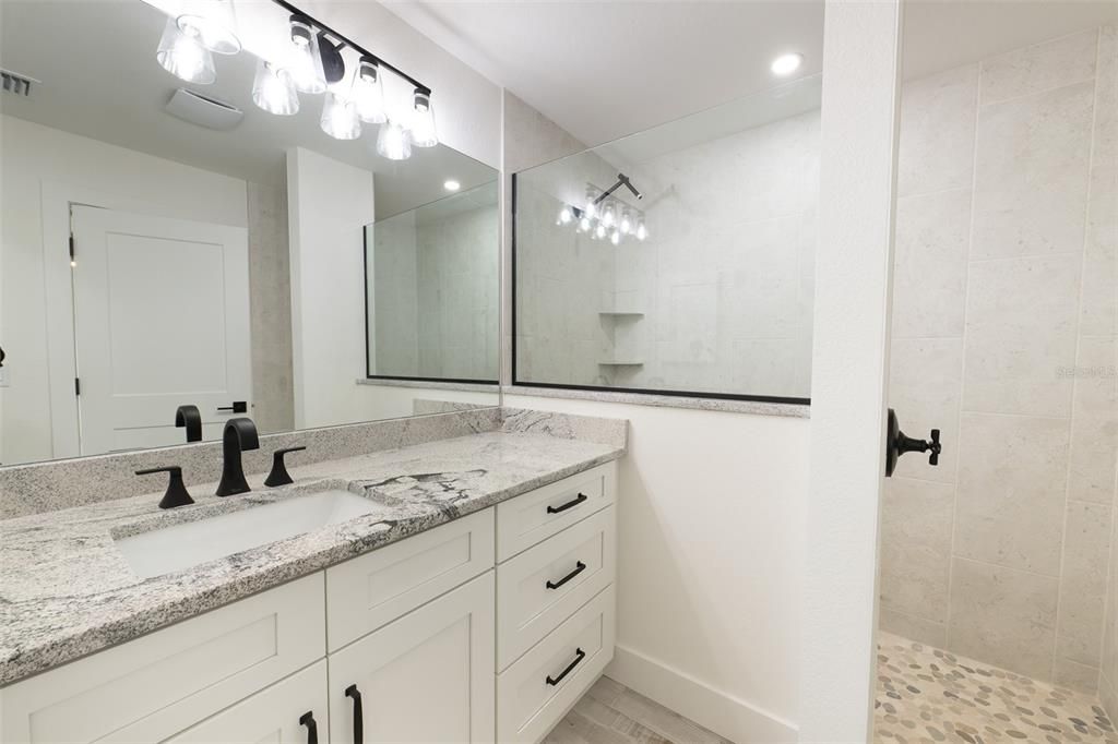 For Sale: $349,000 (3 beds, 2 baths, 1439 Square Feet)
