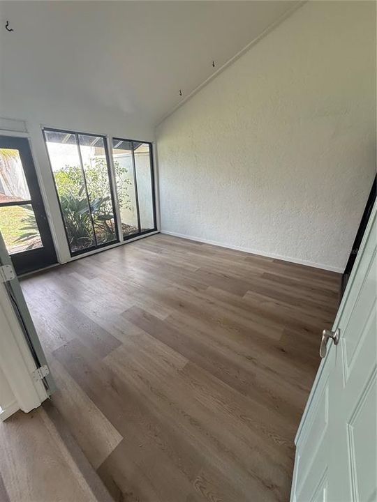 En Venta: $425,000 (2 camas, 2 baños, 1574 Pies cuadrados)