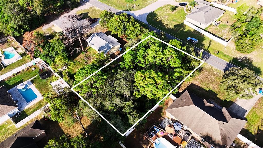 待售: $60,000 (0.23 acres)