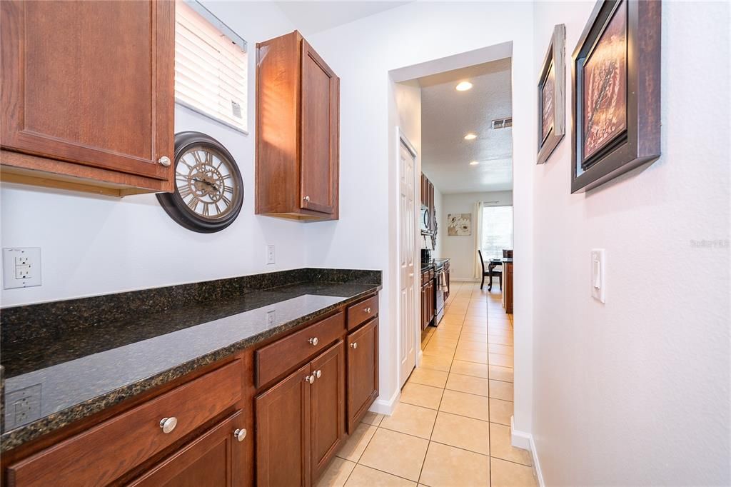 En Venta: $509,900 (6 camas, 5 baños, 3579 Pies cuadrados)