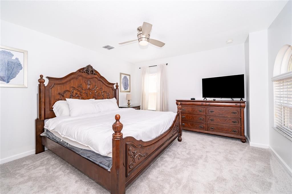 En Venta: $509,900 (6 camas, 5 baños, 3579 Pies cuadrados)