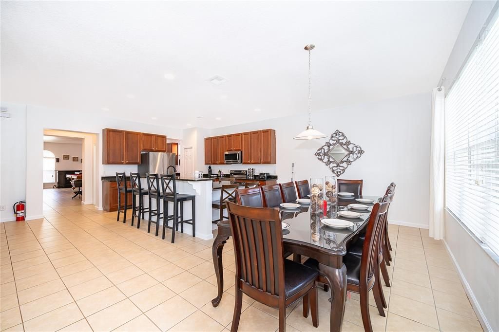 En Venta: $509,900 (6 camas, 5 baños, 3579 Pies cuadrados)