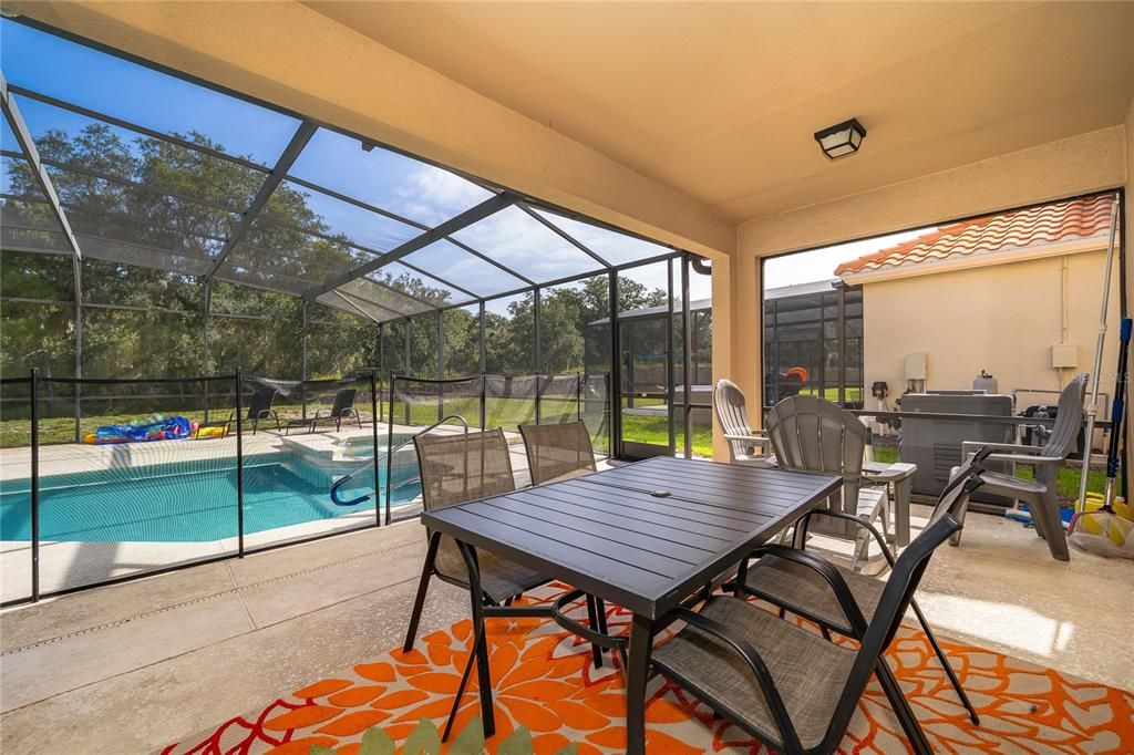 En Venta: $509,900 (6 camas, 5 baños, 3579 Pies cuadrados)
