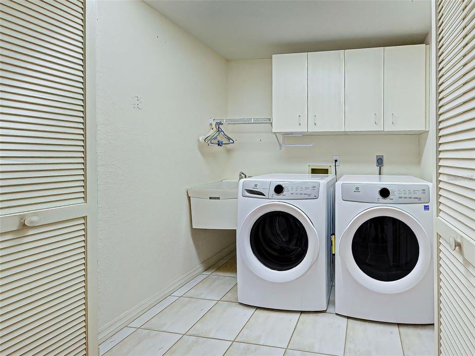 En Venta: $344,900 (3 camas, 2 baños, 1503 Pies cuadrados)