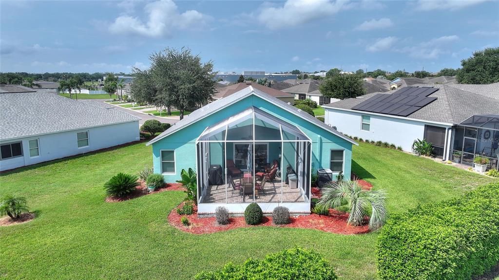 For Sale: $399,900 (4 beds, 3 baths, 1894 Square Feet)