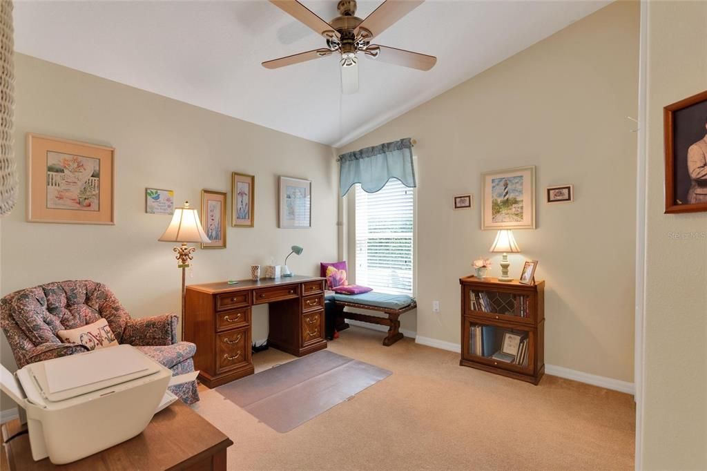 For Sale: $399,900 (4 beds, 3 baths, 1894 Square Feet)