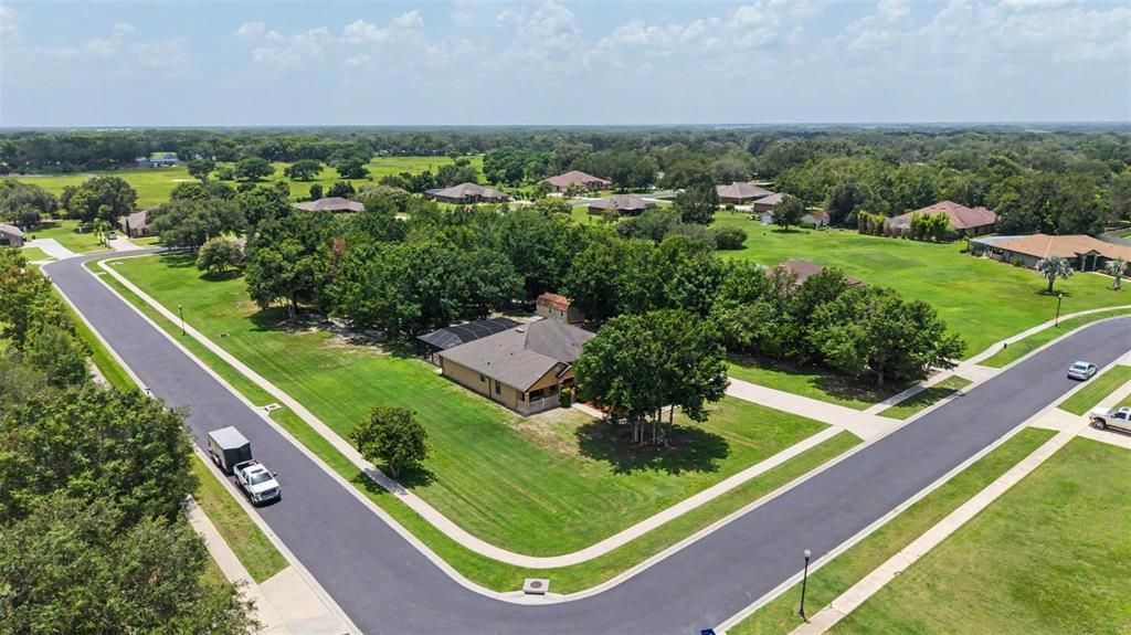 For Sale: $698,000 (4 beds, 3 baths, 2287 Square Feet)