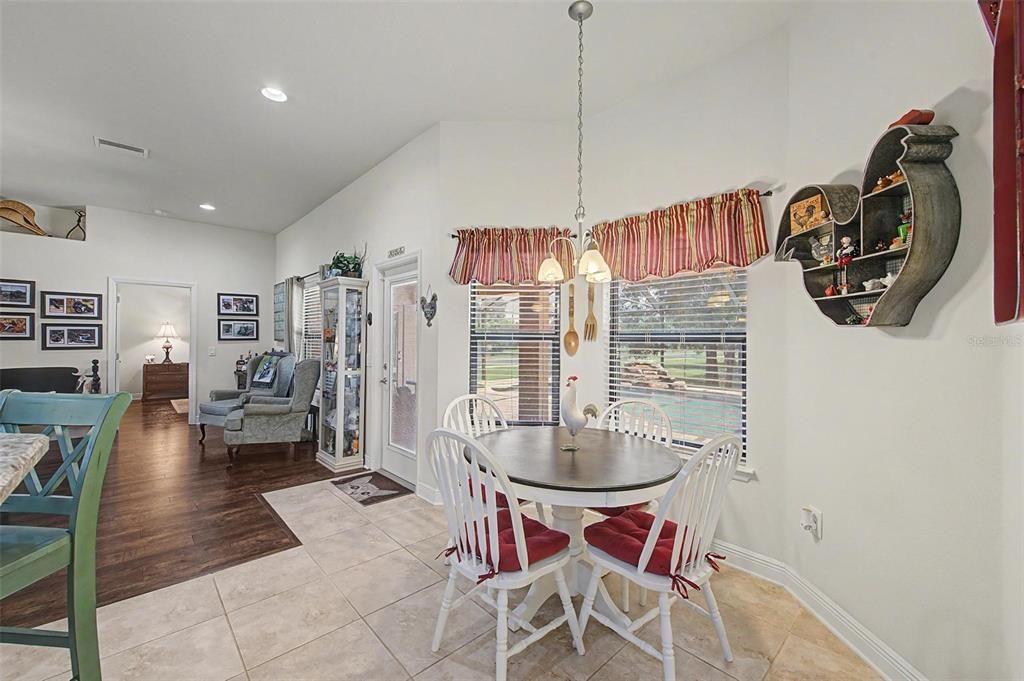 For Sale: $698,000 (4 beds, 3 baths, 2287 Square Feet)