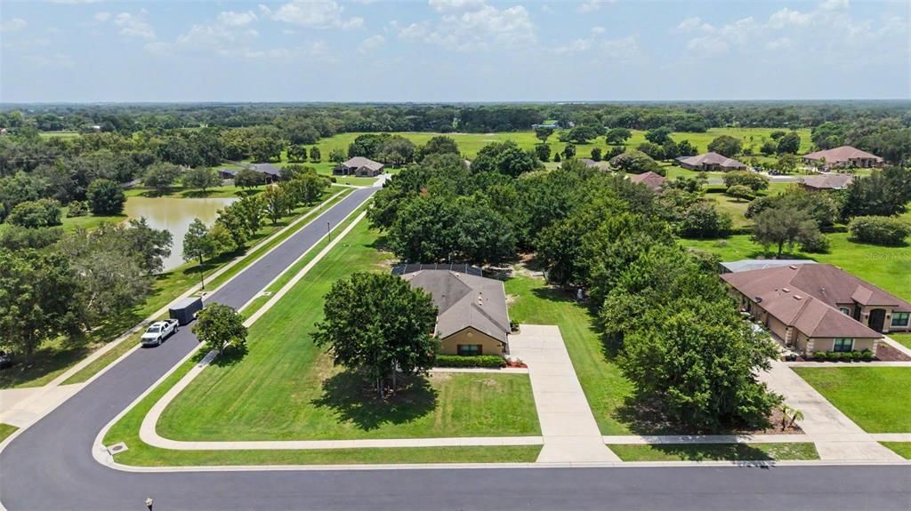 For Sale: $698,000 (4 beds, 3 baths, 2287 Square Feet)