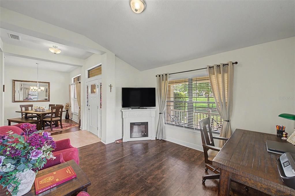For Sale: $698,000 (4 beds, 3 baths, 2287 Square Feet)