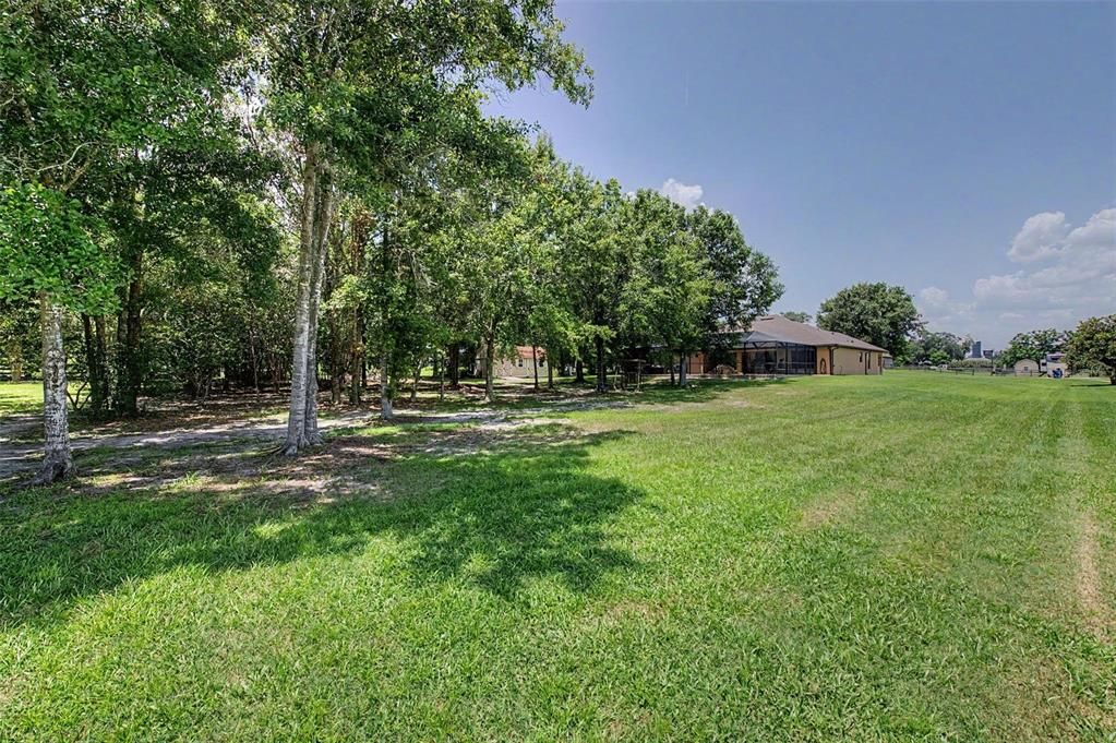 For Sale: $698,000 (4 beds, 3 baths, 2287 Square Feet)