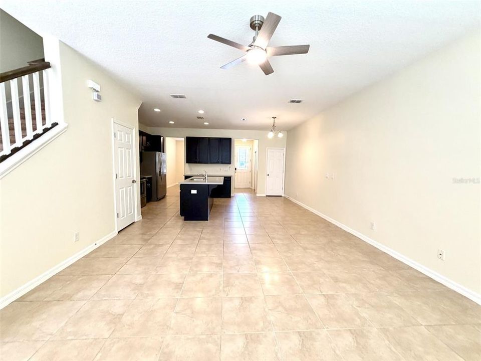 For Rent: $2,700 (3 beds, 2 baths, 1687 Square Feet)