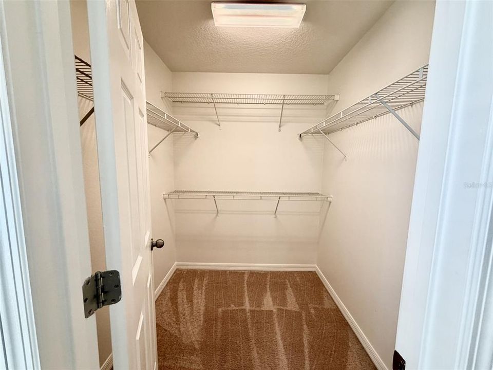 For Rent: $2,700 (3 beds, 2 baths, 1687 Square Feet)