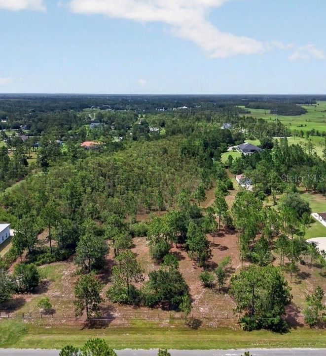 На продажу: $375,000 (4.51 acres)