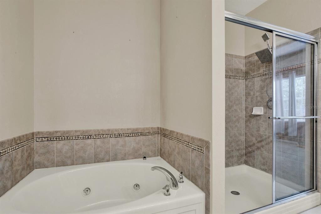 For Sale: $350,000 (4 beds, 2 baths, 2750 Square Feet)