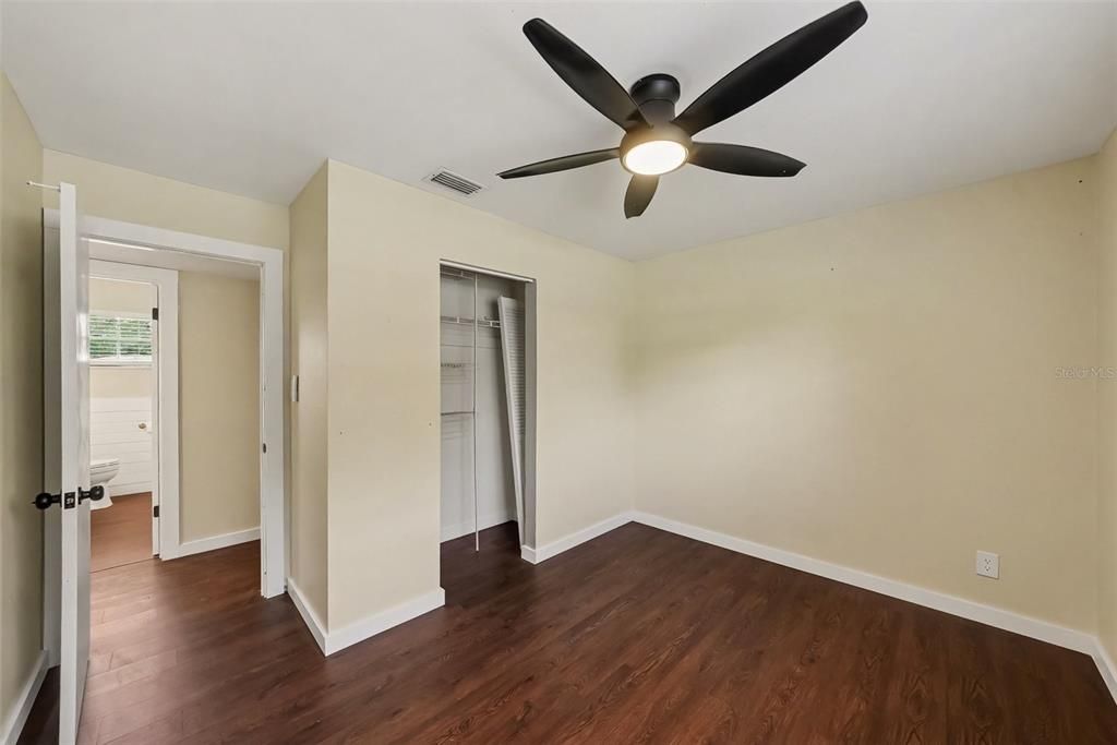 En Venta: $349,900 (4 camas, 2 baños, 1152 Pies cuadrados)