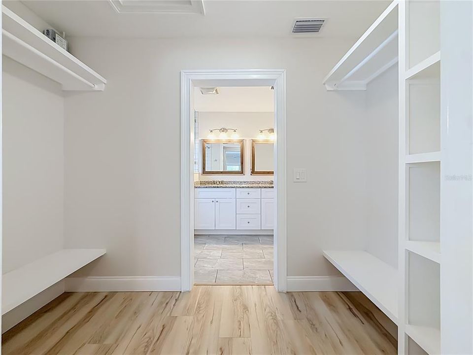 For Rent: $4,200 (3 beds, 3 baths, 2196 Square Feet)