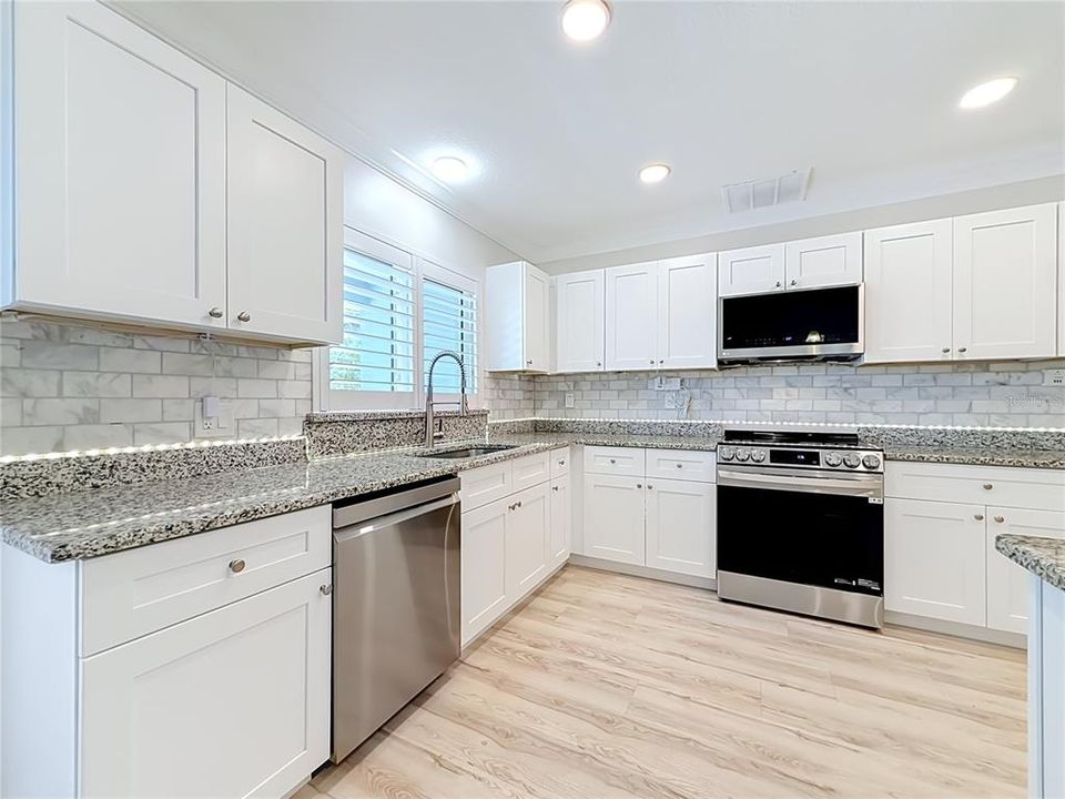 For Rent: $4,200 (3 beds, 3 baths, 2196 Square Feet)