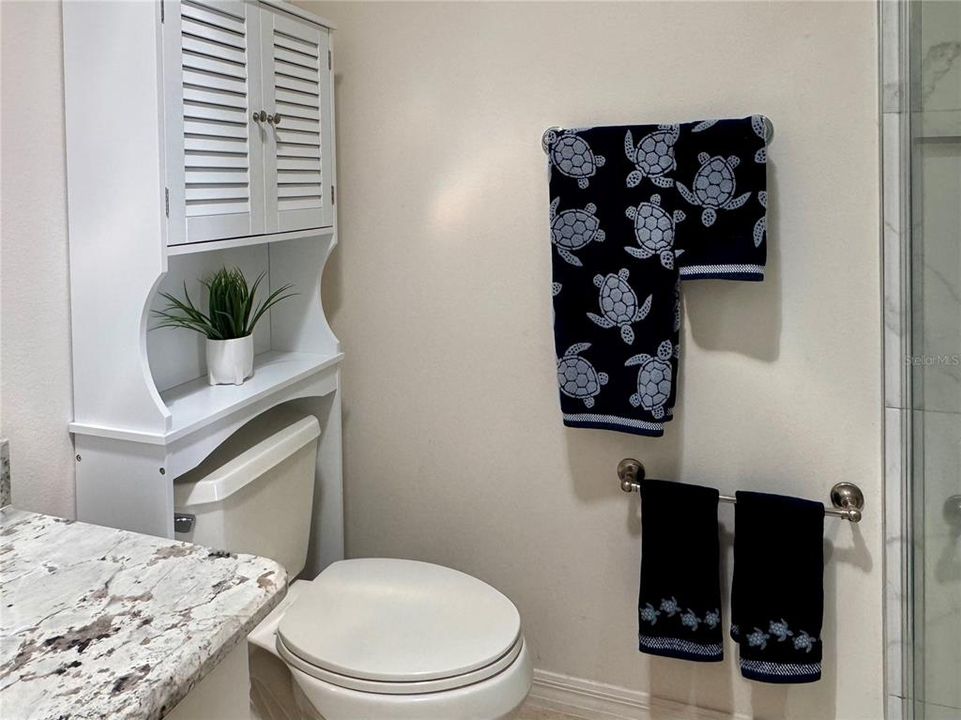 For Sale: $414,900 (3 beds, 2 baths, 1407 Square Feet)