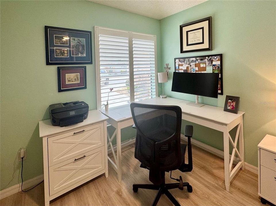 For Sale: $414,900 (3 beds, 2 baths, 1407 Square Feet)