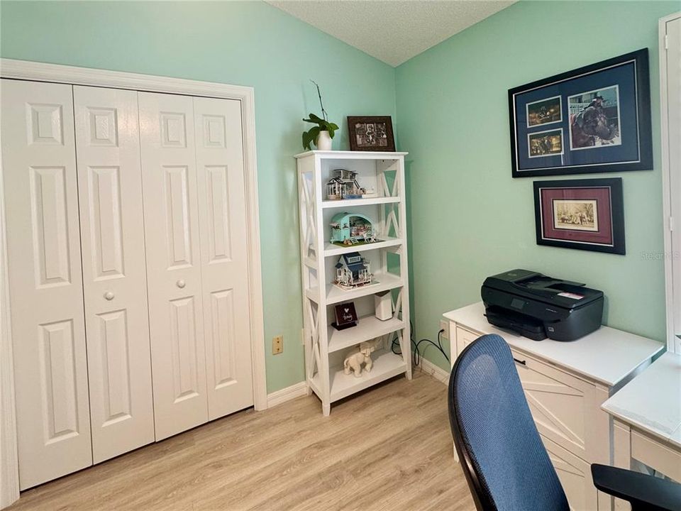 For Sale: $414,900 (3 beds, 2 baths, 1407 Square Feet)