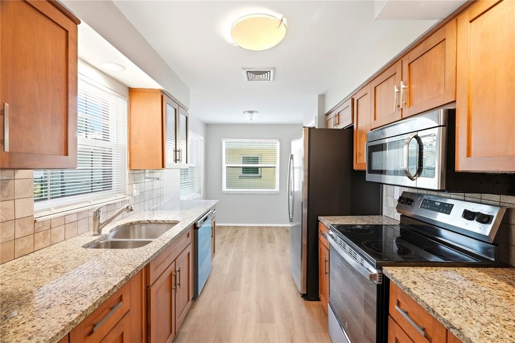 En Venta: $252,000 (2 camas, 1 baños, 918 Pies cuadrados)