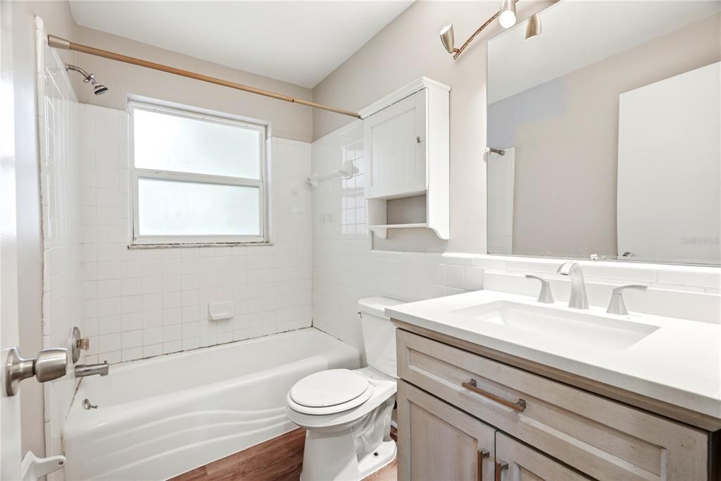 En Venta: $252,000 (2 camas, 1 baños, 918 Pies cuadrados)