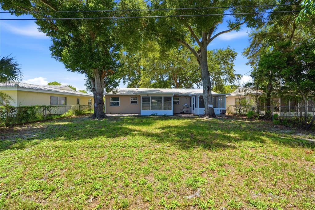 En Venta: $252,000 (2 camas, 1 baños, 918 Pies cuadrados)