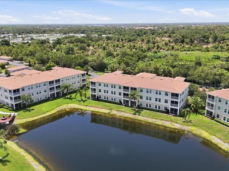 For Sale: $330,000 (2 beds, 2 baths, 1527 Square Feet)