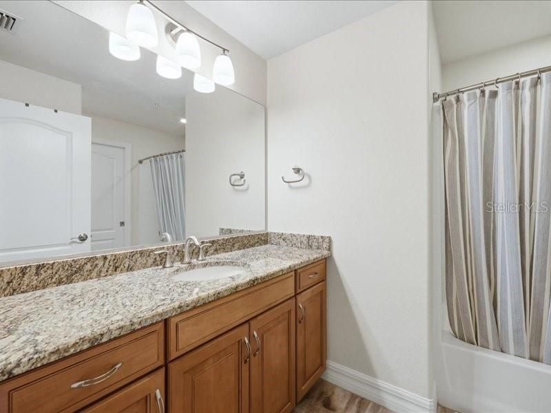For Sale: $330,000 (2 beds, 2 baths, 1527 Square Feet)