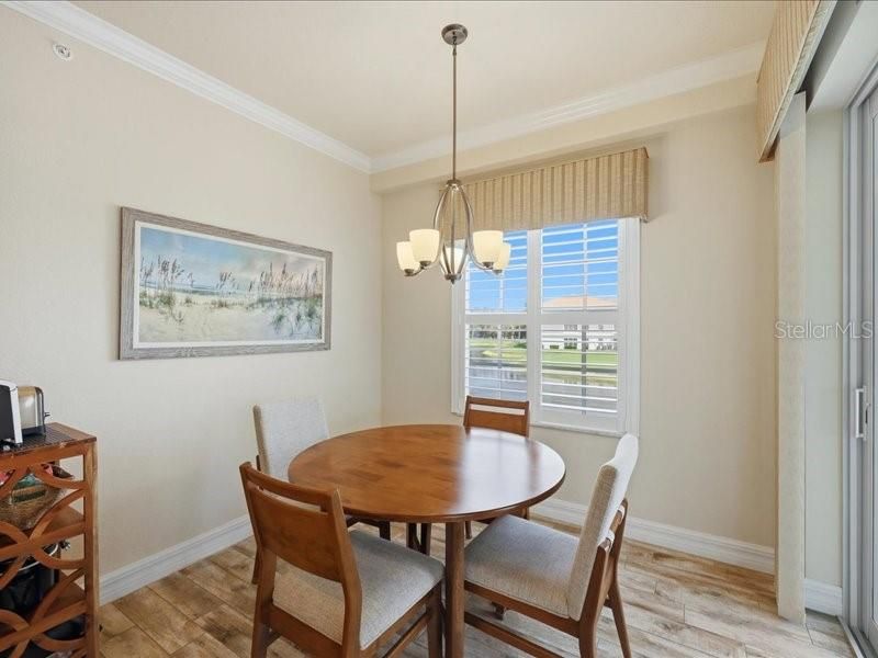 For Sale: $330,000 (2 beds, 2 baths, 1527 Square Feet)