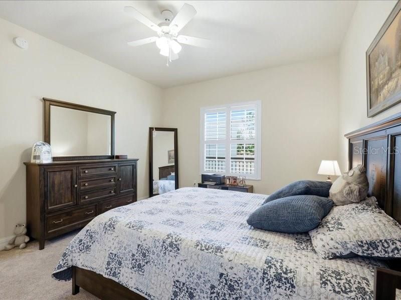 For Sale: $330,000 (2 beds, 2 baths, 1527 Square Feet)
