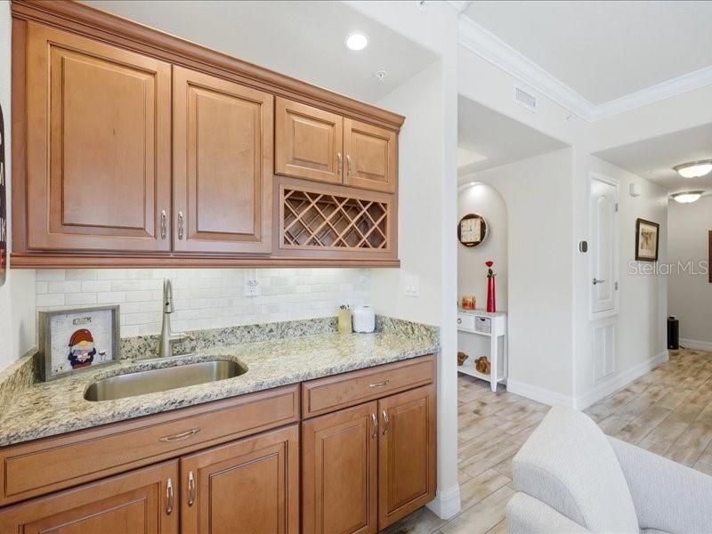 For Sale: $330,000 (2 beds, 2 baths, 1527 Square Feet)
