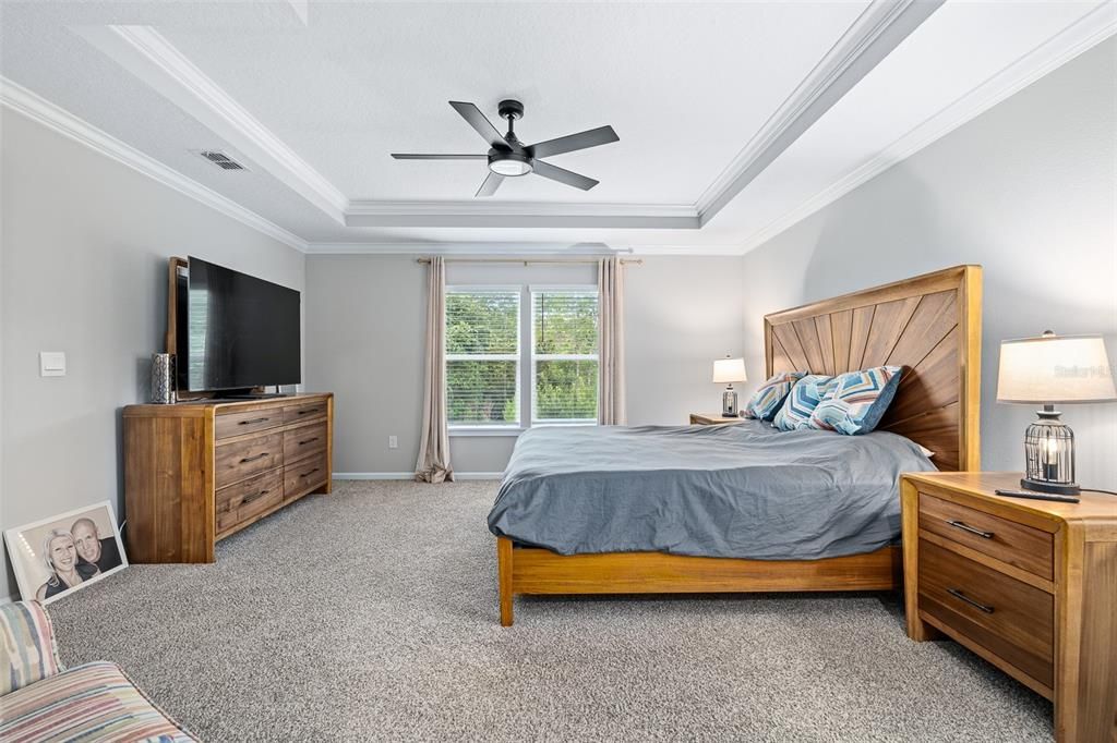 For Rent: $2,700 (4 beds, 2 baths, 1986 Square Feet)