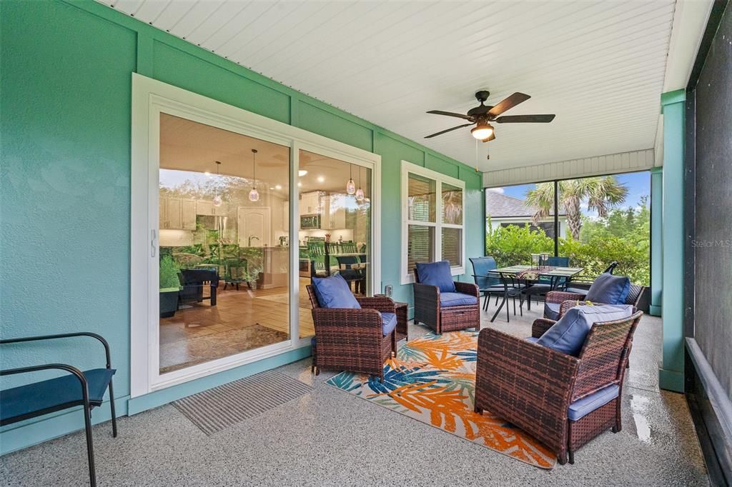 For Rent: $2,700 (4 beds, 2 baths, 1986 Square Feet)