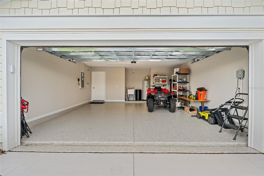 For Rent: $2,700 (4 beds, 2 baths, 1986 Square Feet)