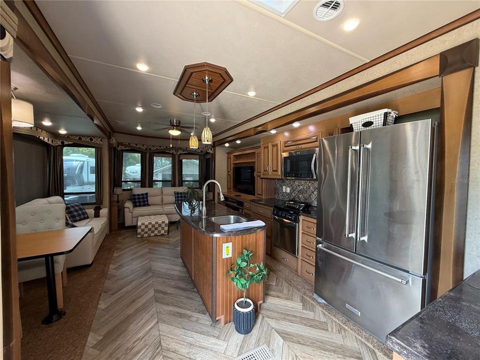 На продажу: $89,500 (0.05 acres)