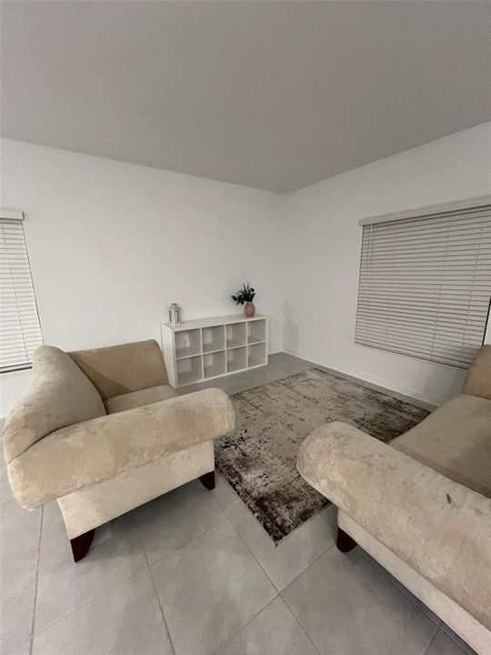 En Renta: $2,200 (4 camas, 2 baños, 1933 Pies cuadrados)