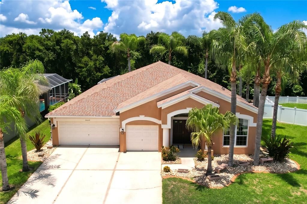 For Sale: $549,000 (4 beds, 2 baths, 2534 Square Feet)
